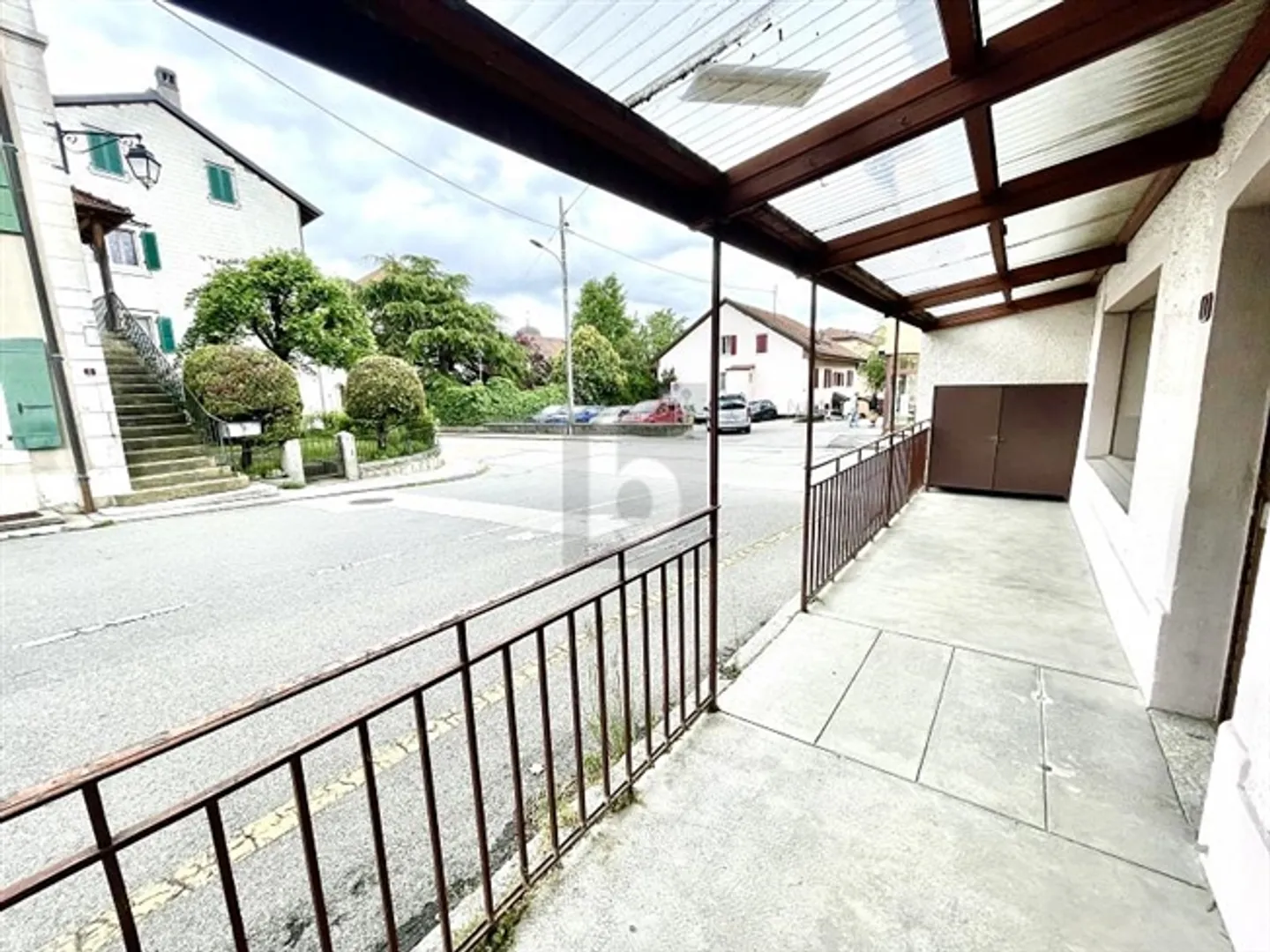 GREAT OPPORTUNITY FOR RENOVATION OR DEVELOPMENT - Photo 2 of 6