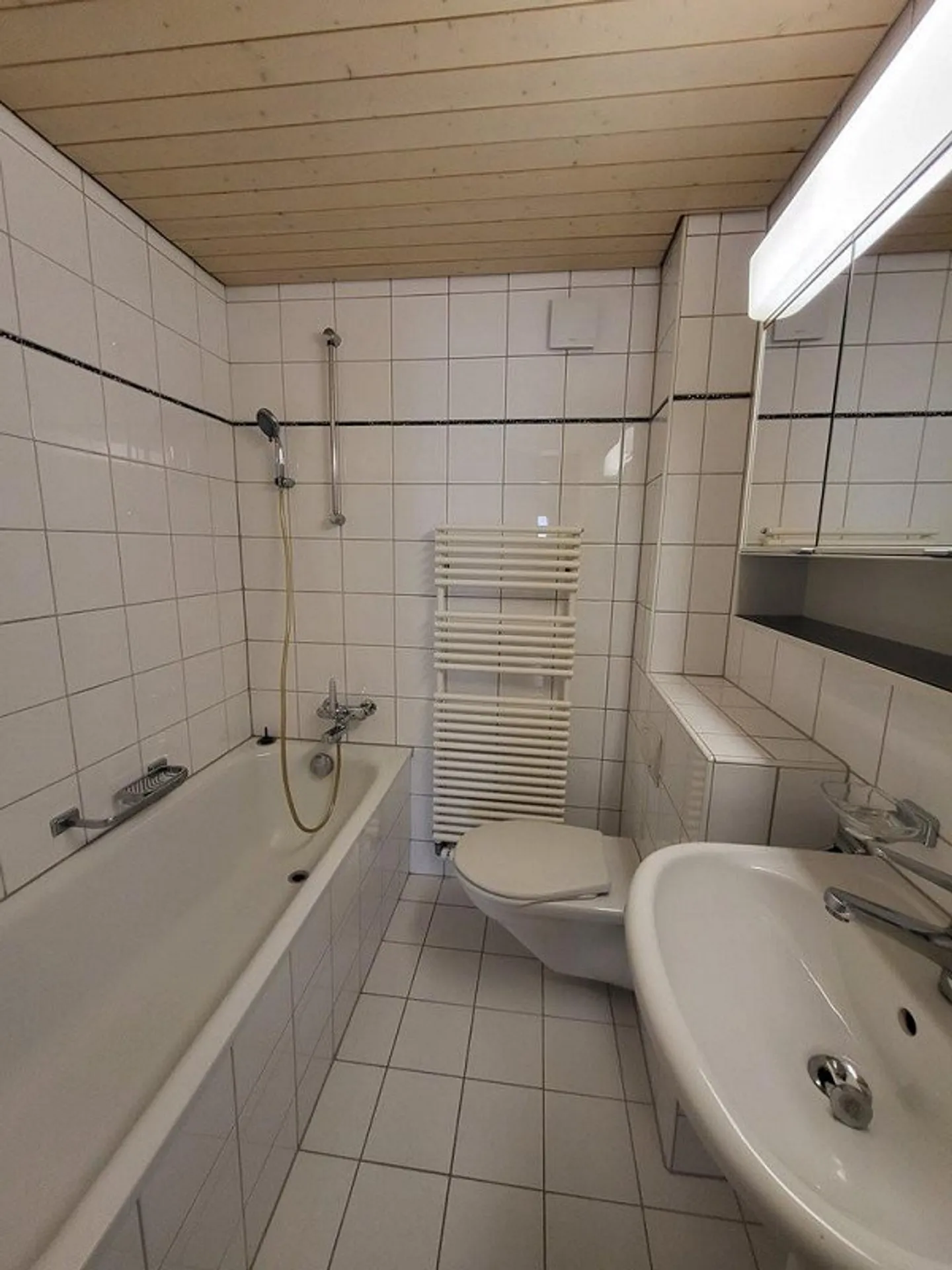 Appartement dans un emplacement calme et ensoleillé près de l'hôpital - Photo 3 sur 8