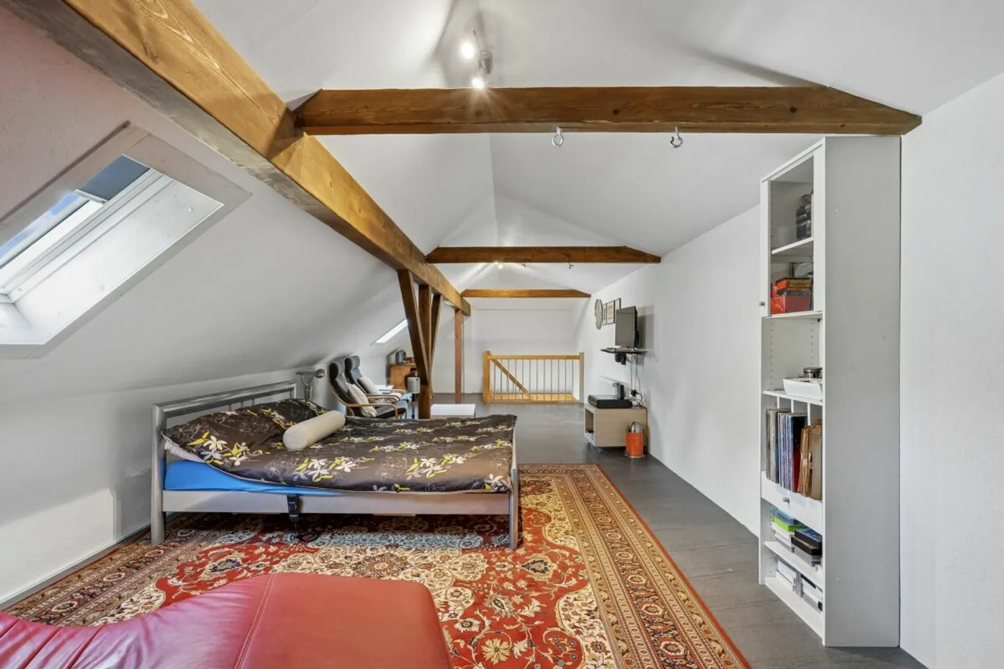 VUE LARGE - ESPACE DE VIE - APPARTEMENT INDÉPENDANT - Photo 9 sur 15