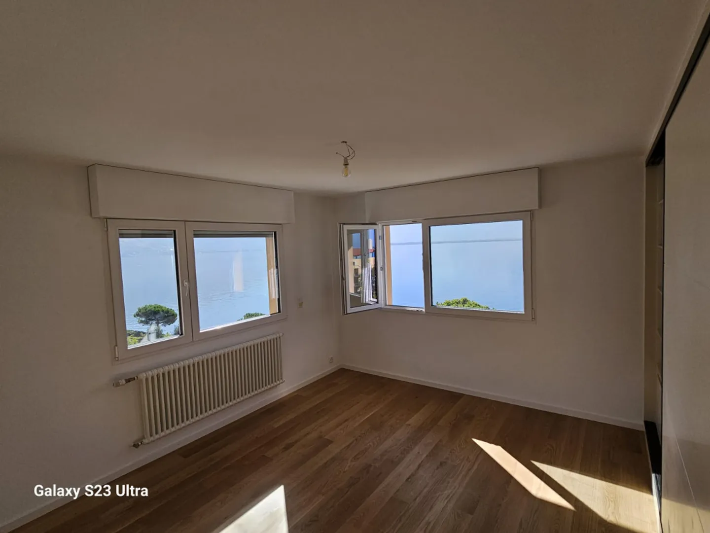 Appartement au Bord du Lac - Photo 2 sur 7