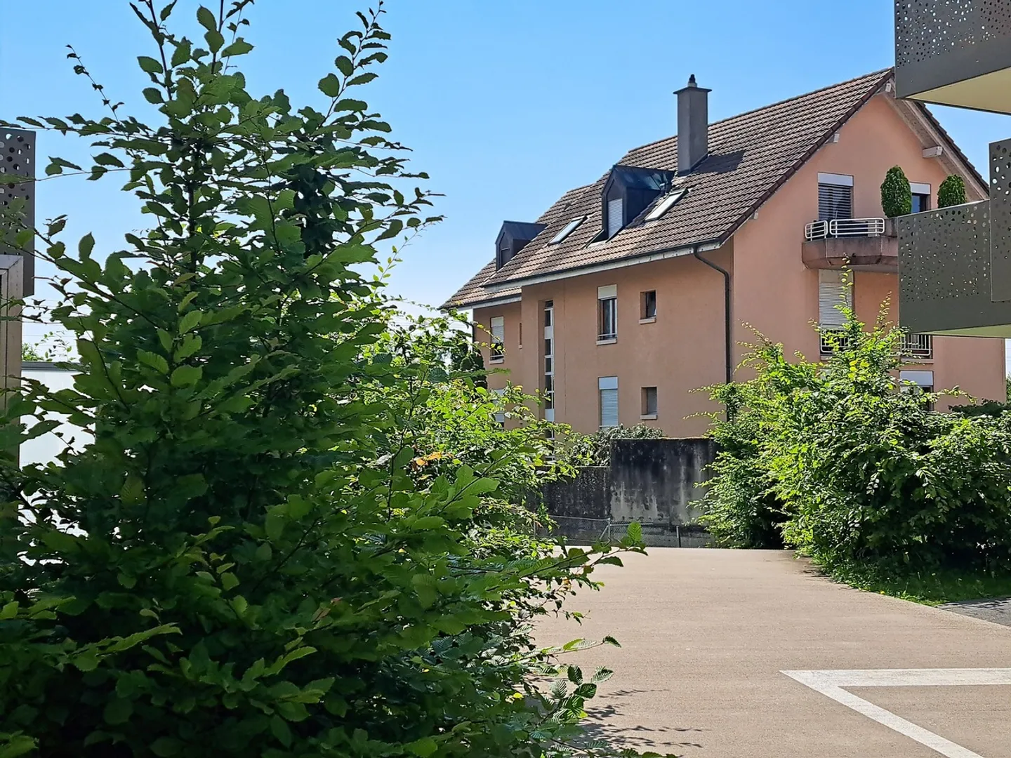 LAUSANNE 25, 2,5-Zimmer-Wohnung mit Kamin - Foto 6 von 7