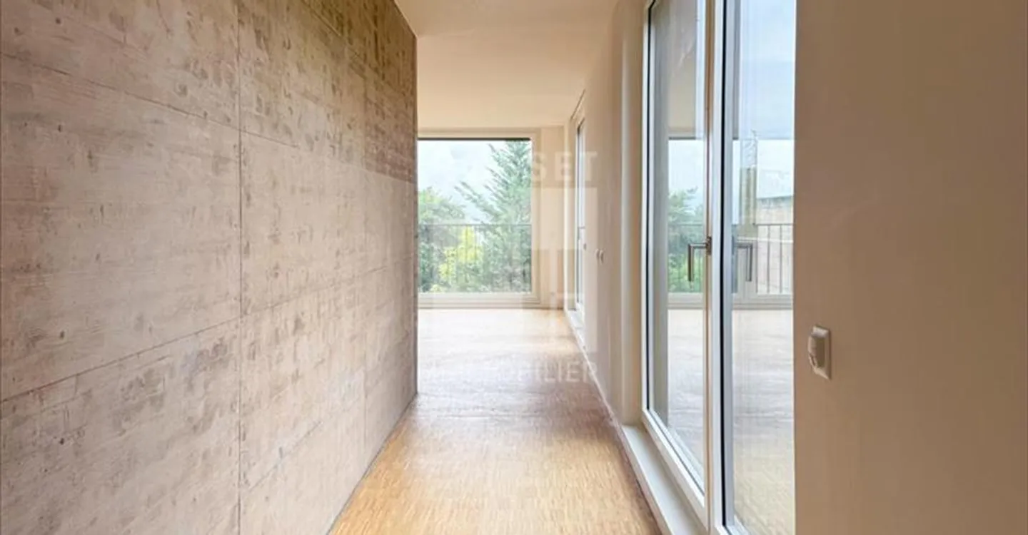 Office space for rent - Photo 5 of 9