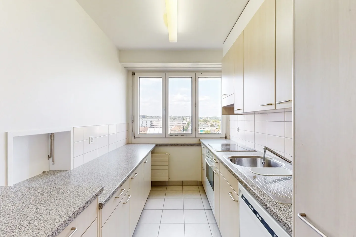 Helle 4-Zimmerwohnung in Allschwil - Foto 2 von 11