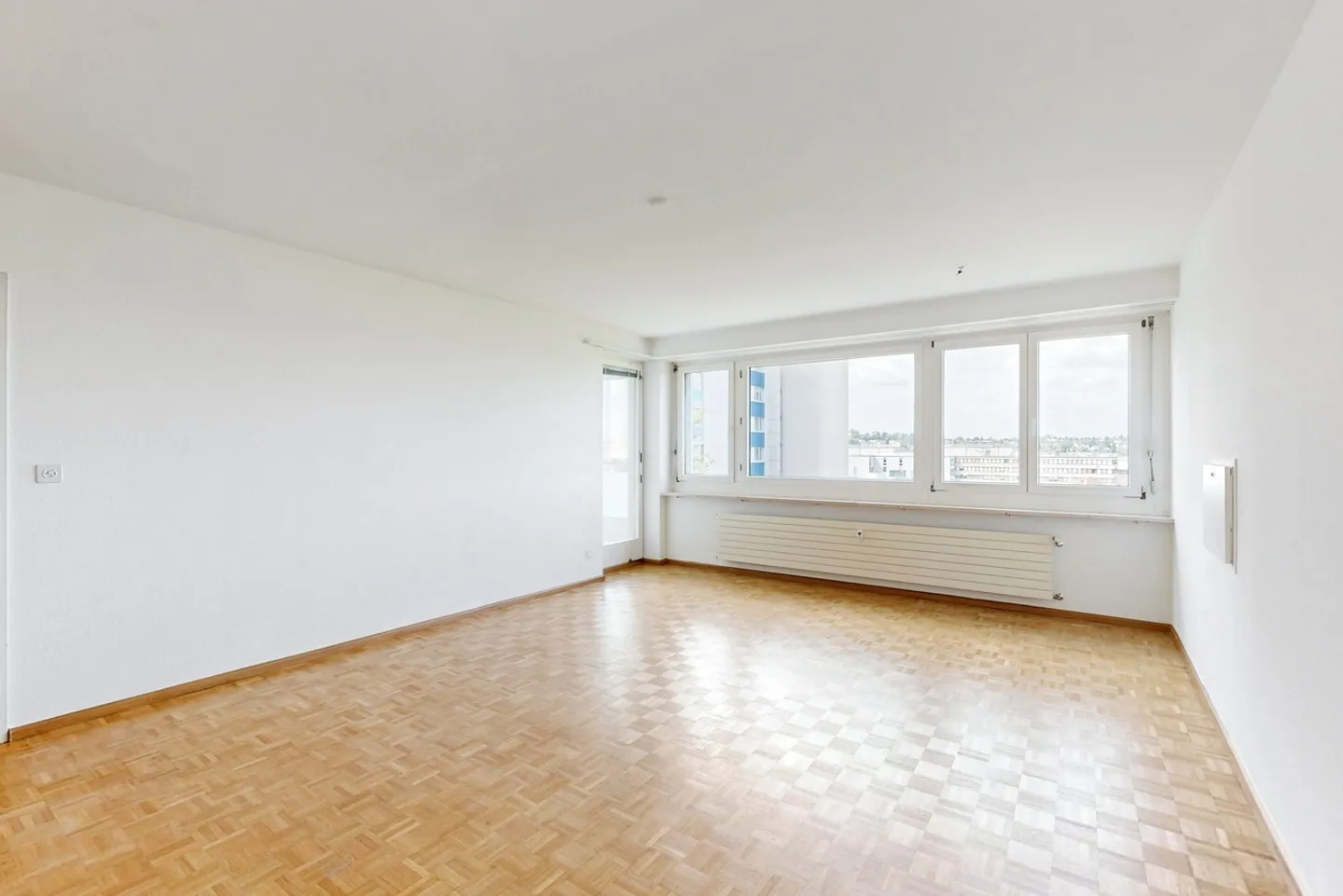 Helle 4-Zimmerwohnung in Allschwil - Foto 4 von 11