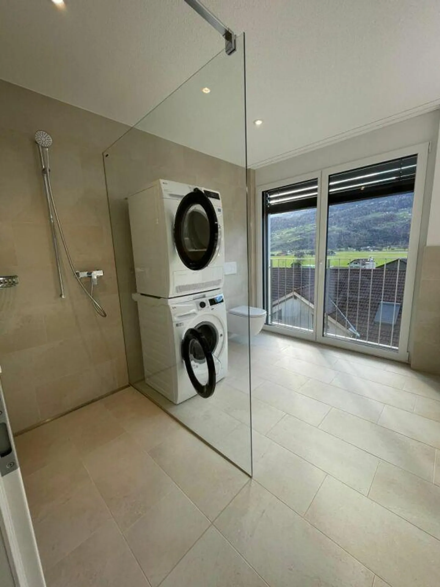 Appartement neuf 3½ pièces au rez-de-chaussée avec belle vue - Photo 12 sur 19