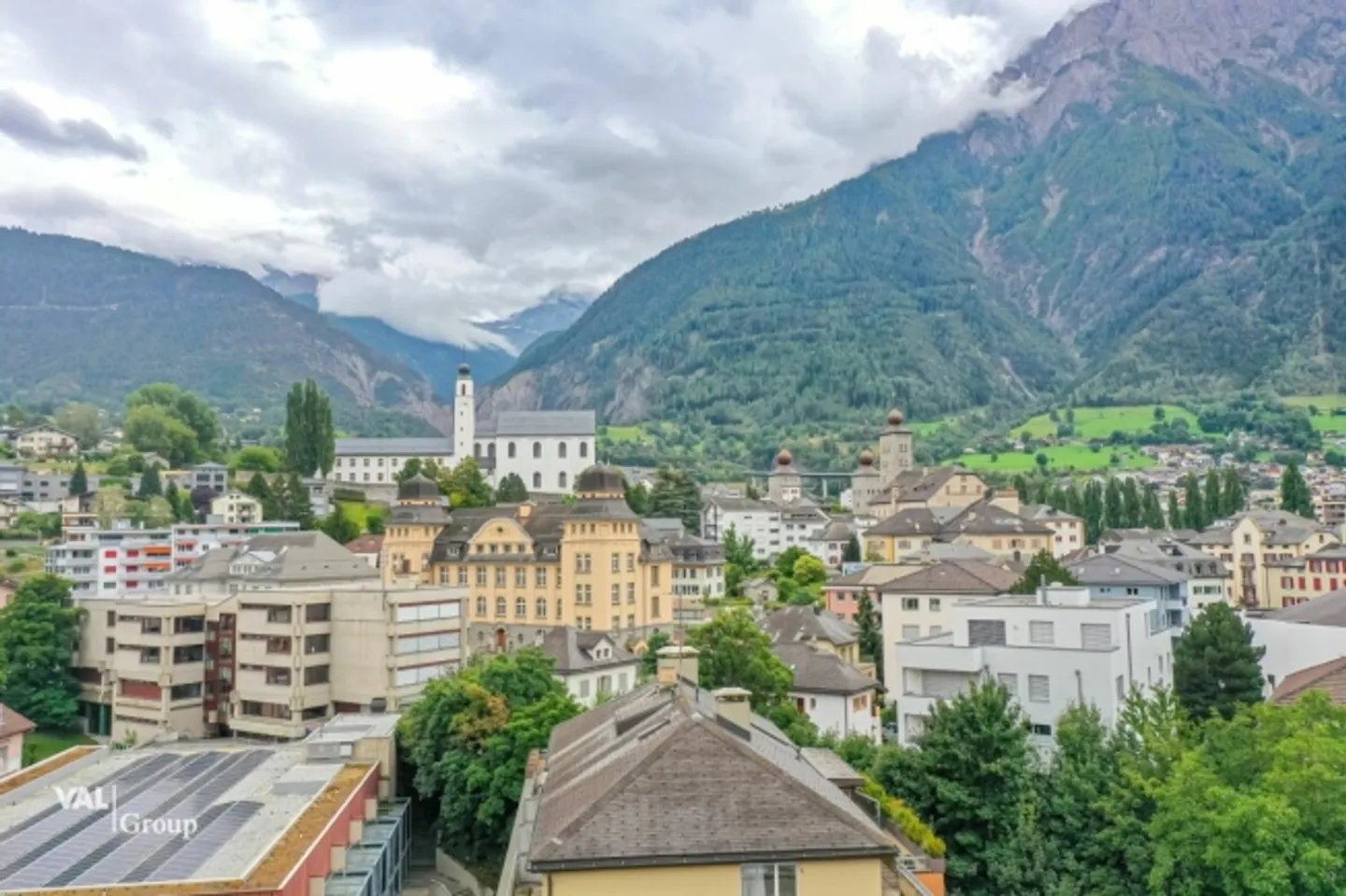 Spazi di stoccaggio o commerciali versatili vicino alla stazione ferroviaria di Brig - Foto 10 di 11