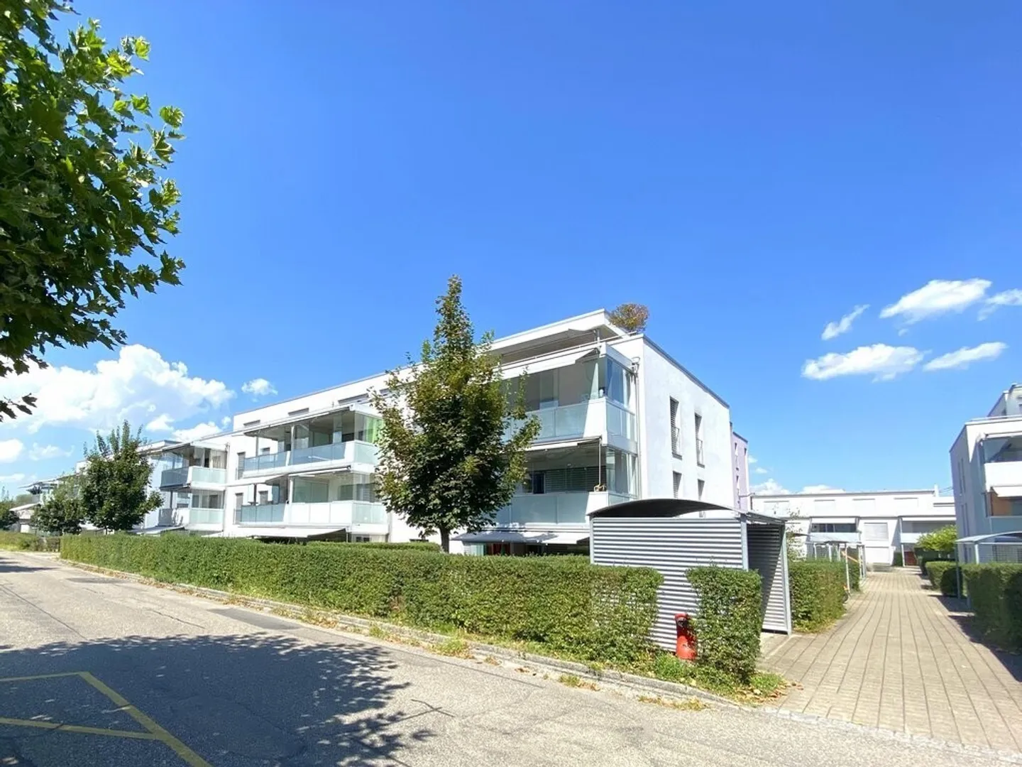 We are looking for you - Photo 1 of 11