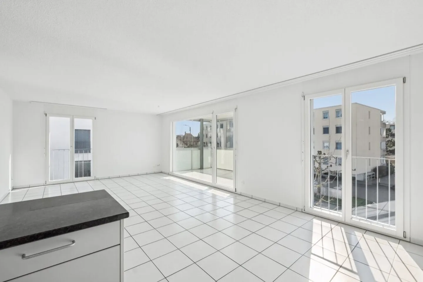 We are looking for you - Photo 3 of 11