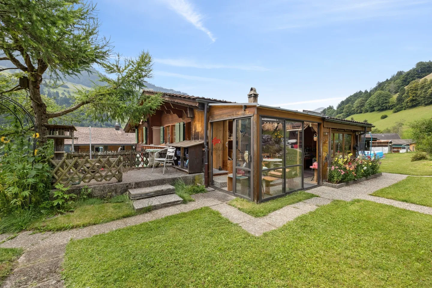 Blüemlisalp in view, home in heart - Photo 3 of 12