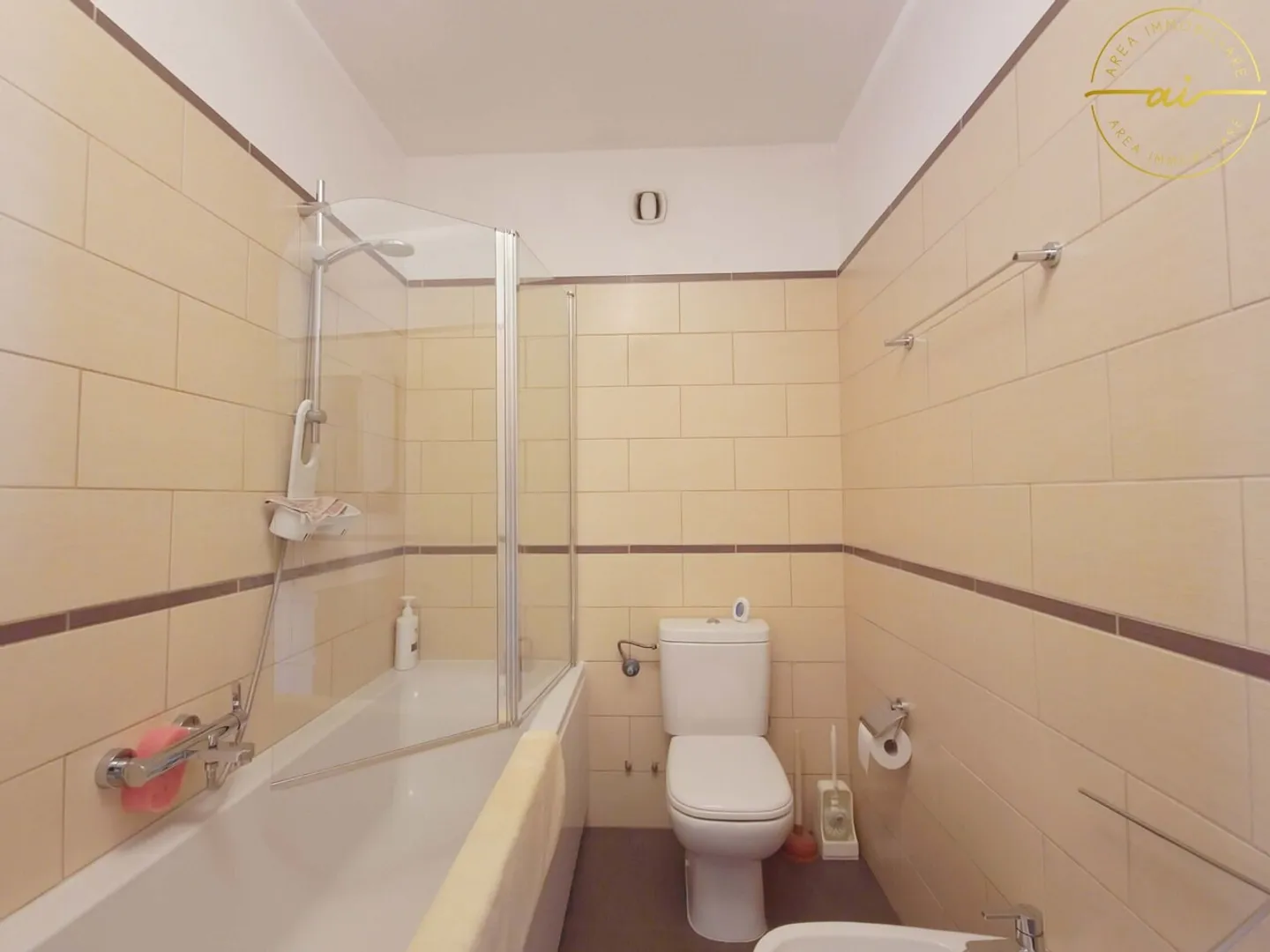 APPARTEMENT 3.5 PIÈCES AVEC GRAND BALCON À PREGASSONA - Photo 10 sur 13