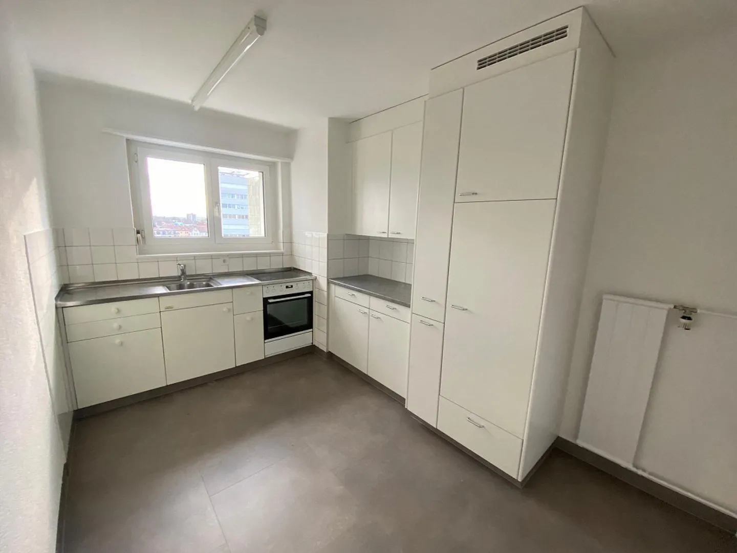 Appartement central avec vue magnifique - Photo 2 sur 8