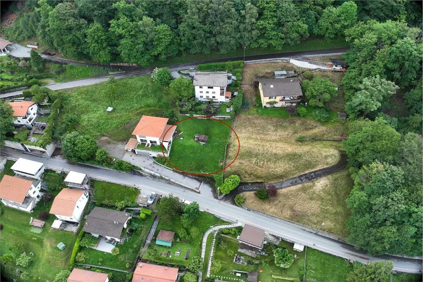 Terrain à bâtir à vendre à Lugano - Photo 1 sur 2