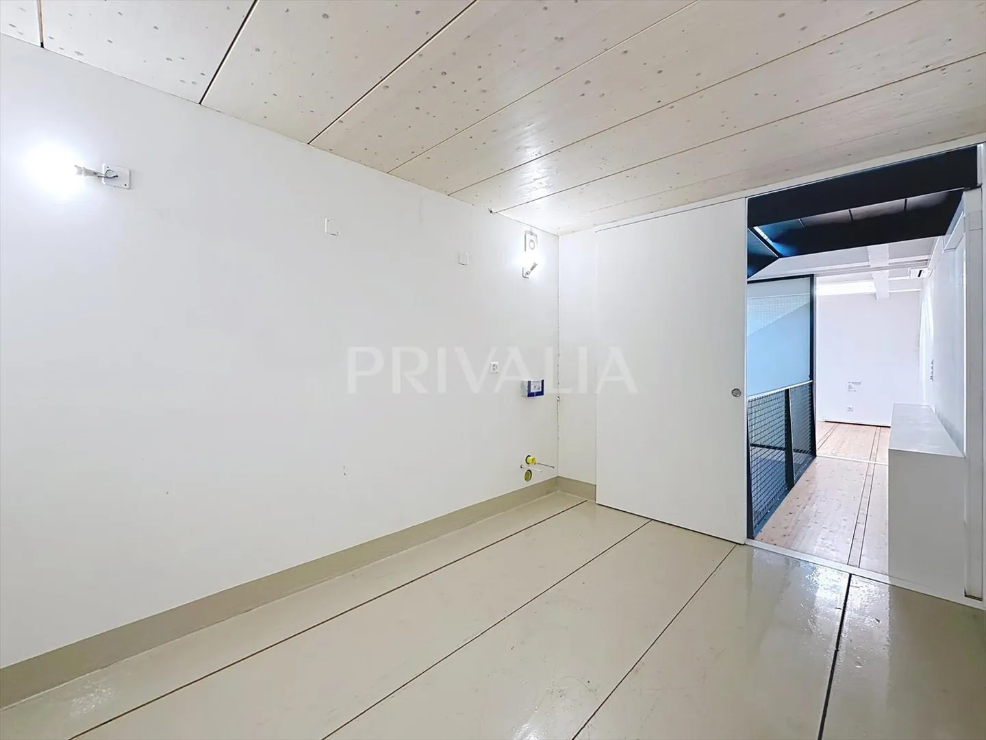 Not to be missed: Commercial loft with 390 m2 and private terrace! - Photo 8 of 10
