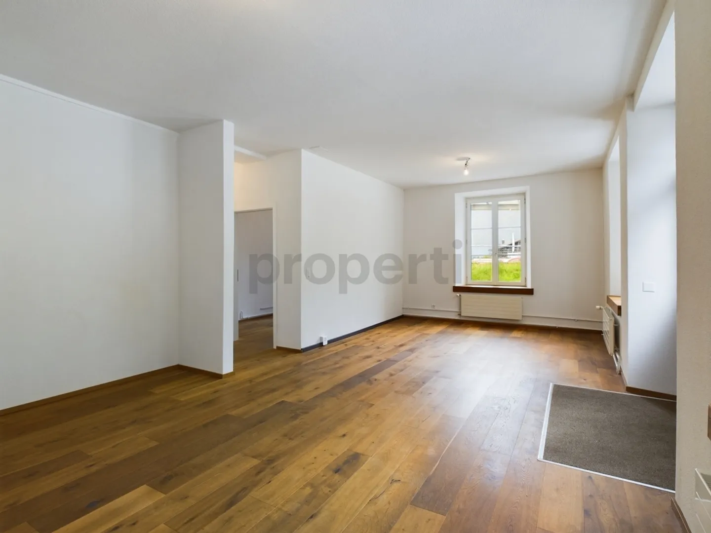 Aussergewöhnliche 4,5 Zimmer Wohnung mit modernem Flair - Foto 8 von 13