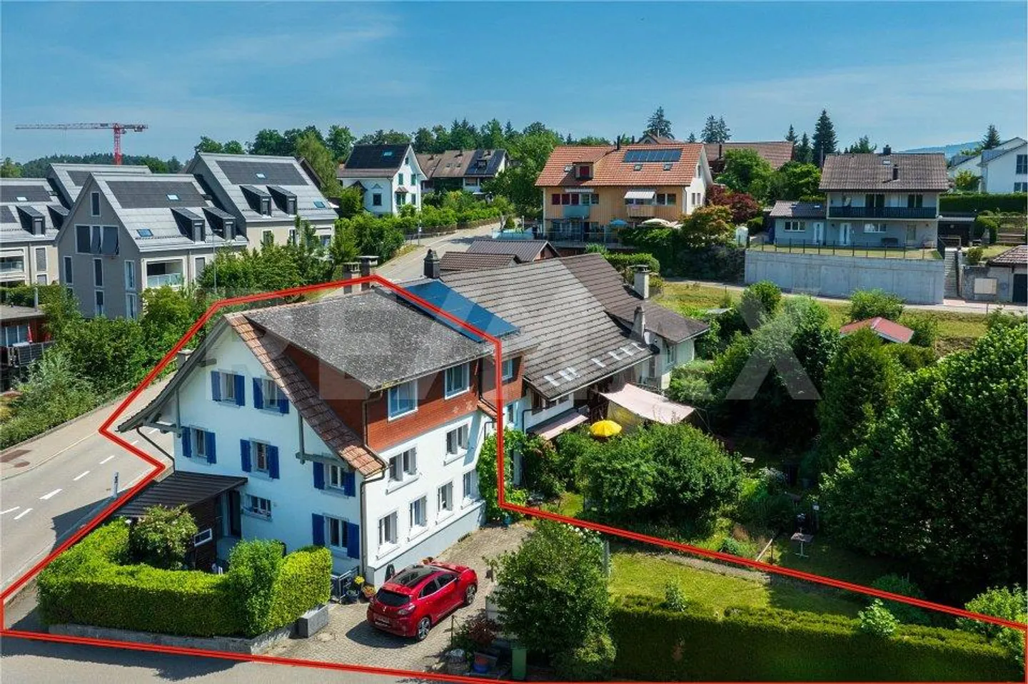 One-sided spacious Flarz house with idyllic garden - Photo 2 of 13