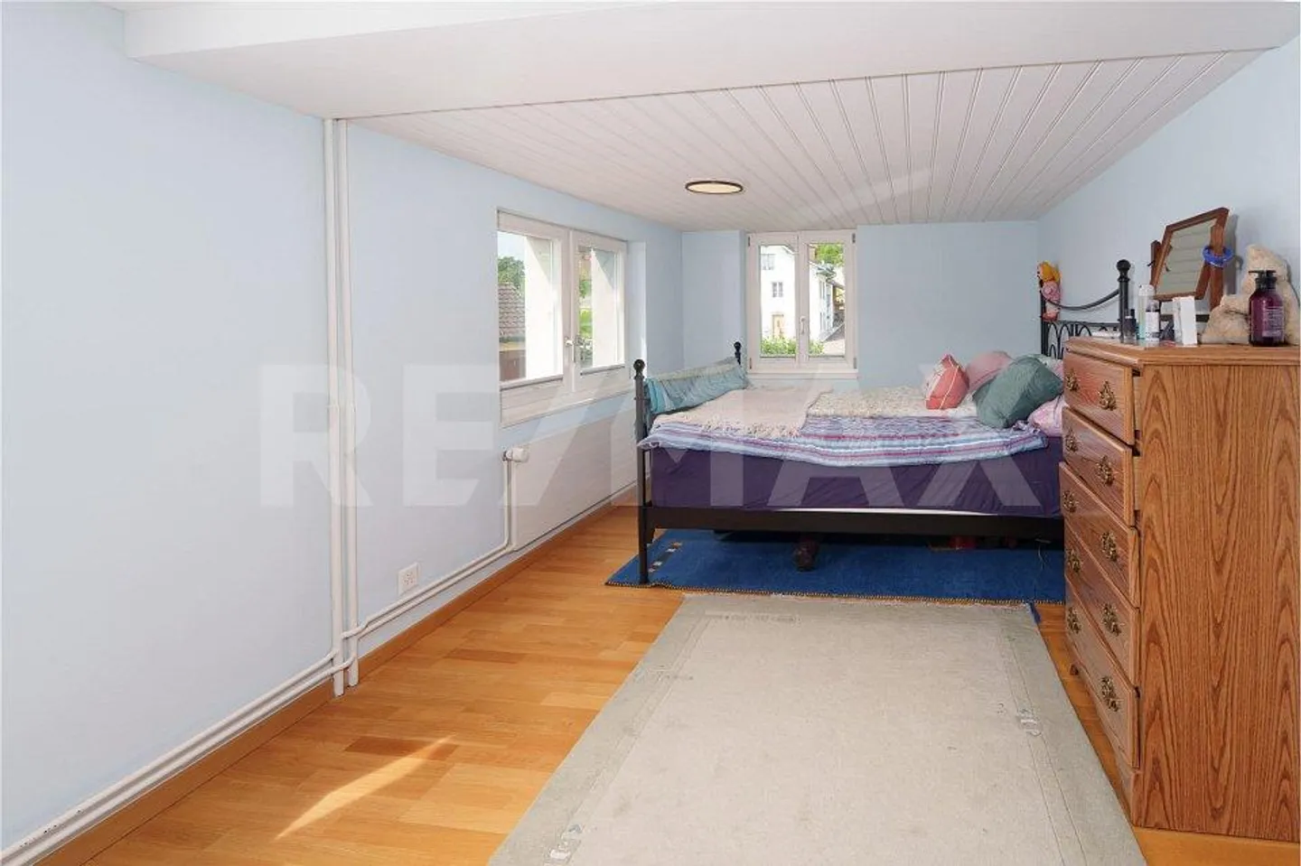 One-sided spacious Flarz house with idyllic garden - Photo 11 of 13