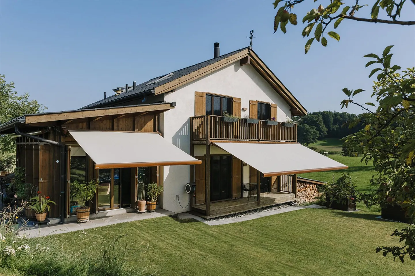 Casa di campagna moderna con comfort di lusso, vista panoramica e vita intelligente - Foto 1 di 17