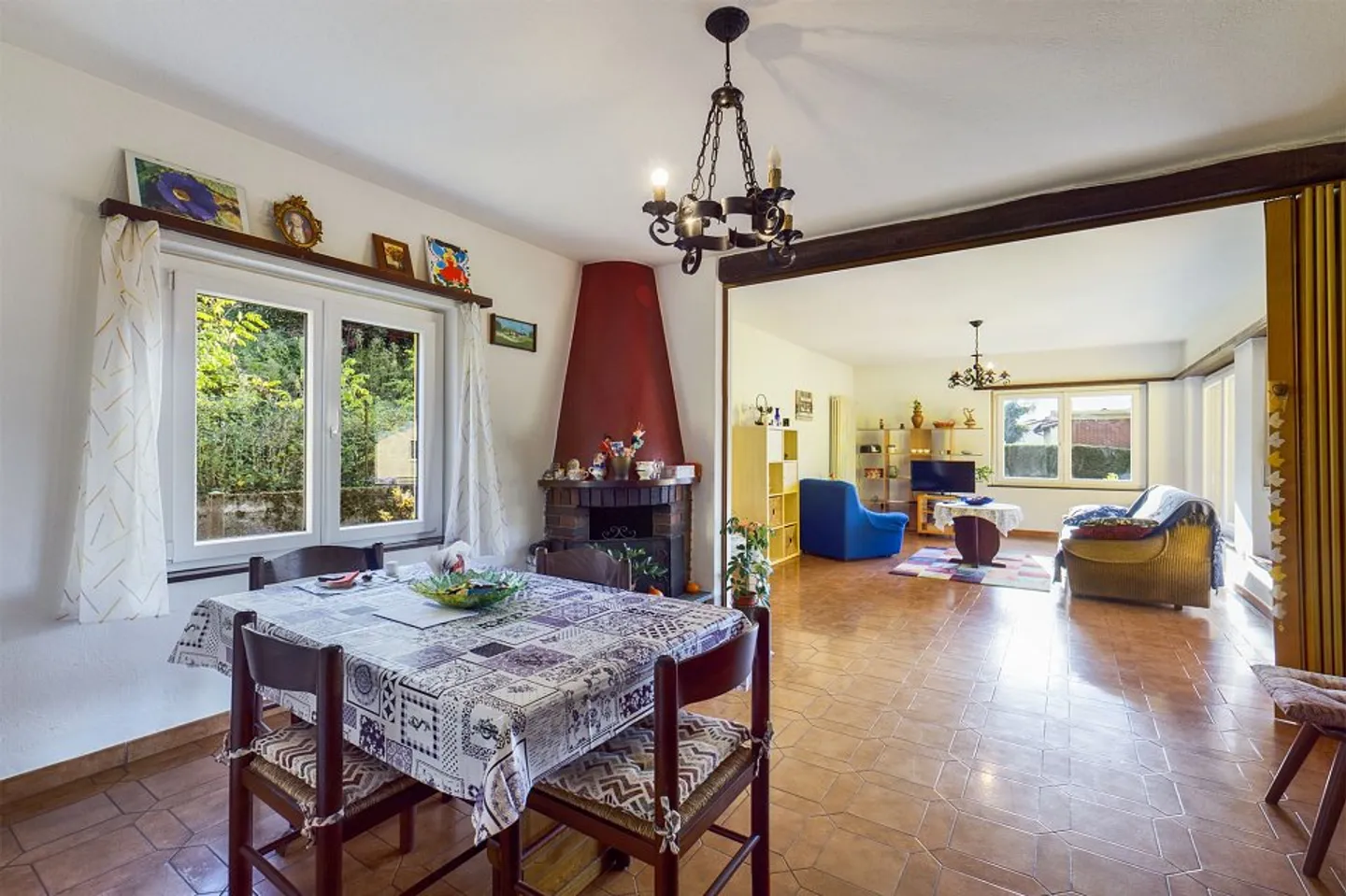 Casa plurifamiliare con tre appartamenti separati e giardino come casa secondaria - Foto 10 di 13