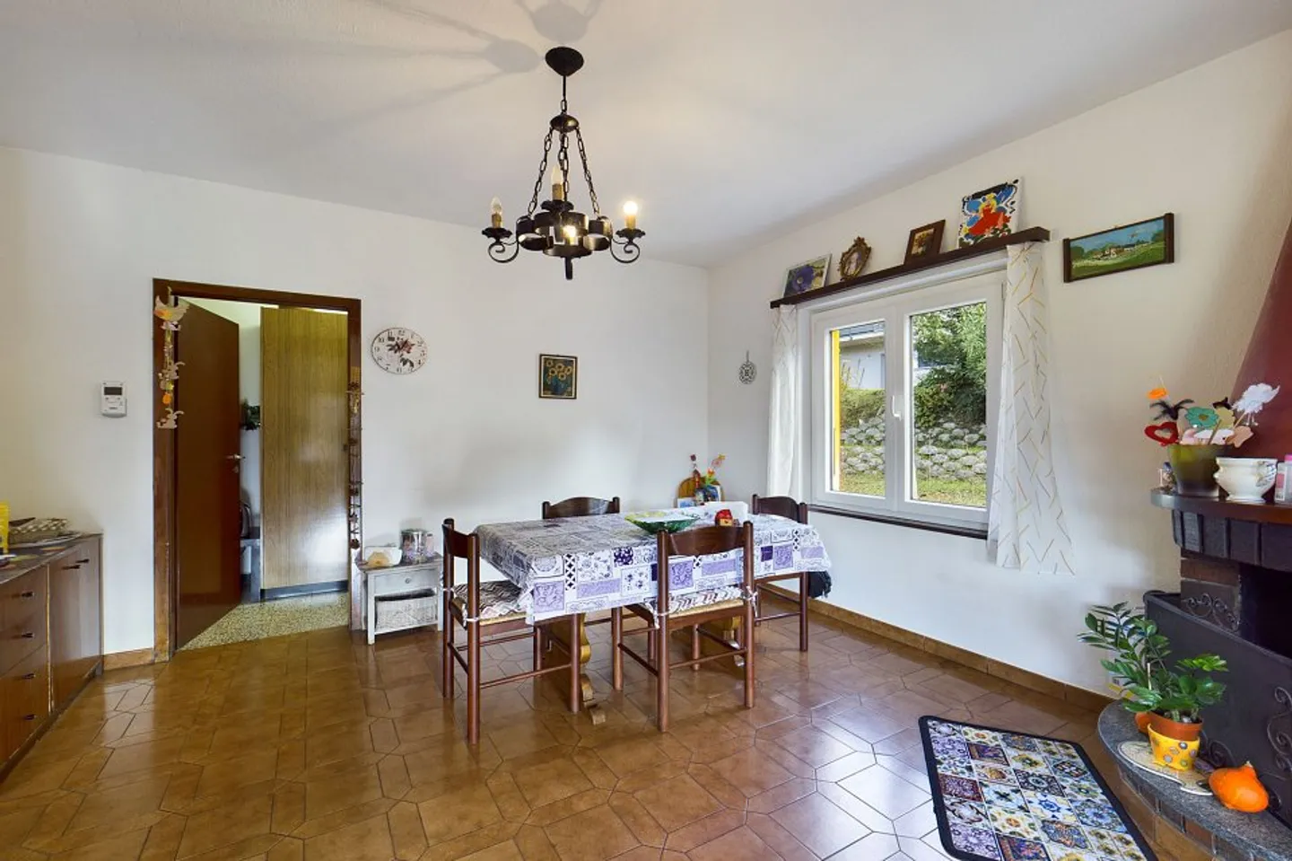 Casa plurifamiliare con tre appartamenti separati e giardino come casa secondaria - Foto 11 di 13