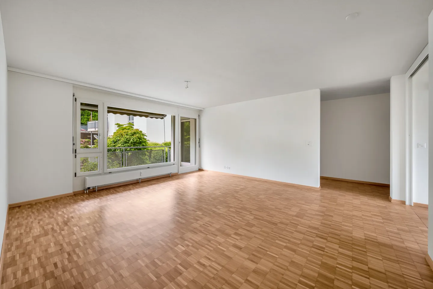 Charmant appartement 4.5 pièces - Photo 3 sur 13