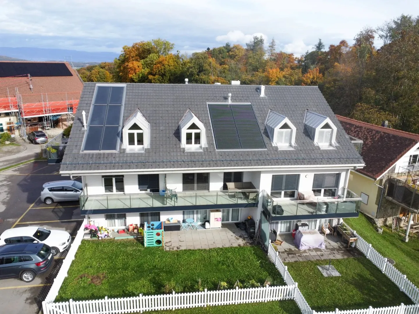 Rental building with 7 apartments in Cerniaz - Photo 2 of 13