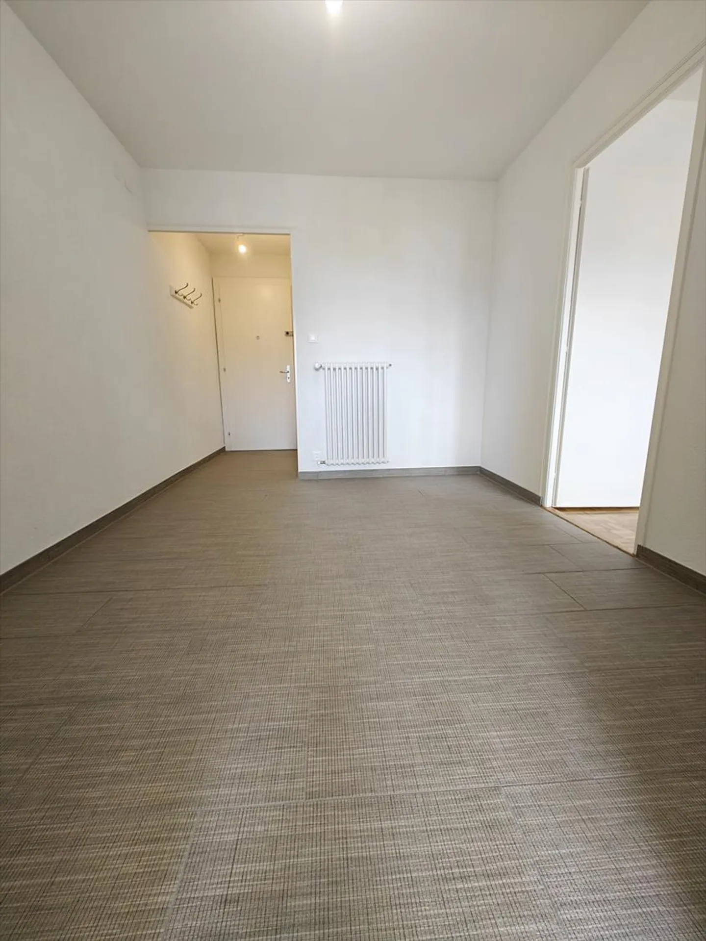 1.5 Room Apartment - Photo 5 of 8