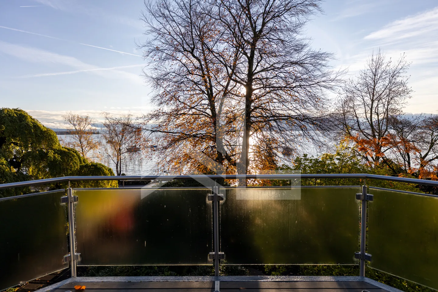 Casa a schiera in prima linea sul lago - Foto 5 di 12