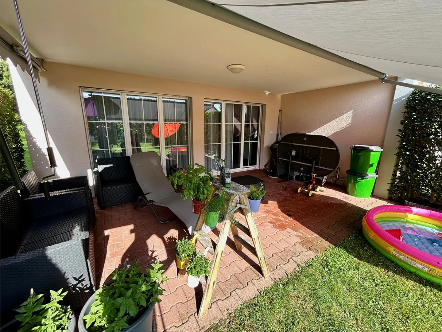 Appartement au rez-de-chaussée dans un emplacement calme - Photo 3 sur 13