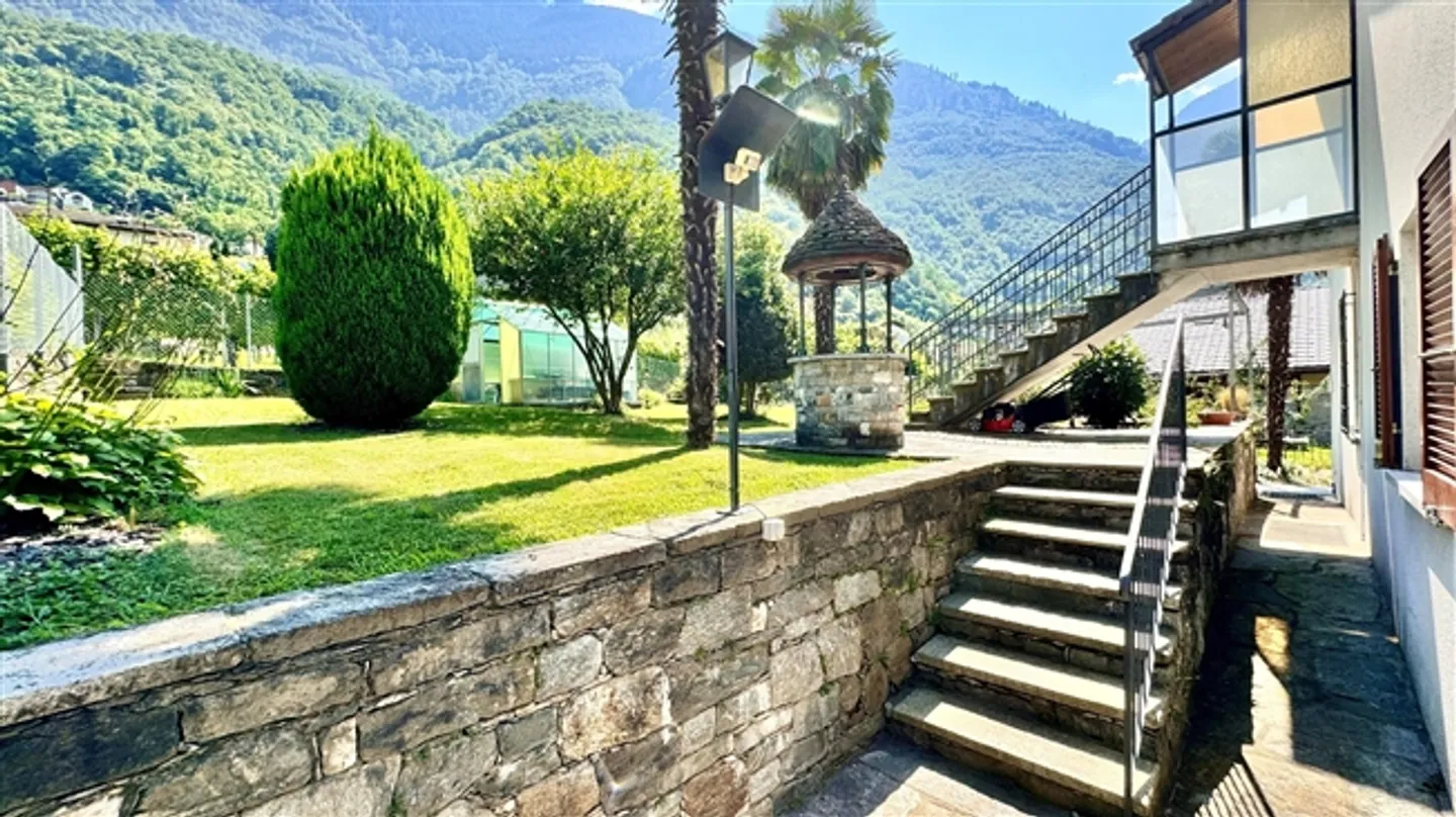 Casa bifamiliare Casa ticinese con grande potenziale - Foto 4 di 20