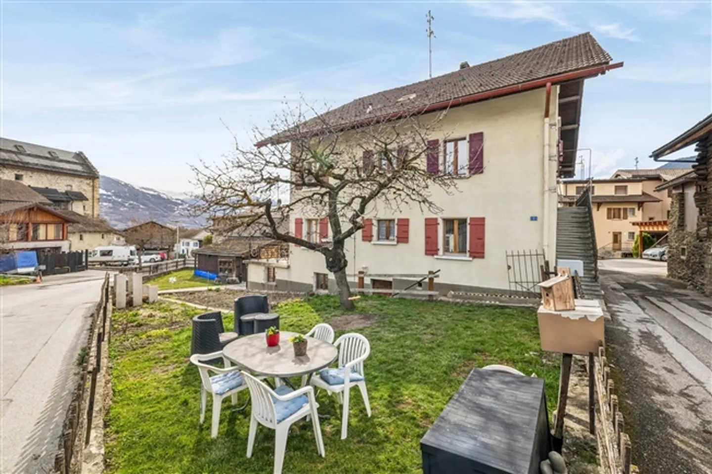 Renovating Building with High Potential - Photo 2 of 12