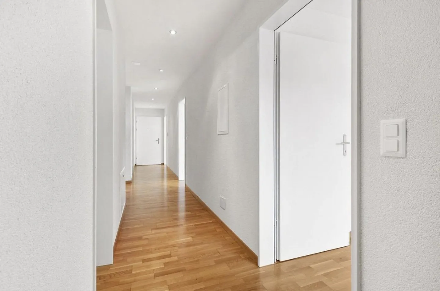 Moderne 4.5-Zimmerwohnung - Foto 4 von 8