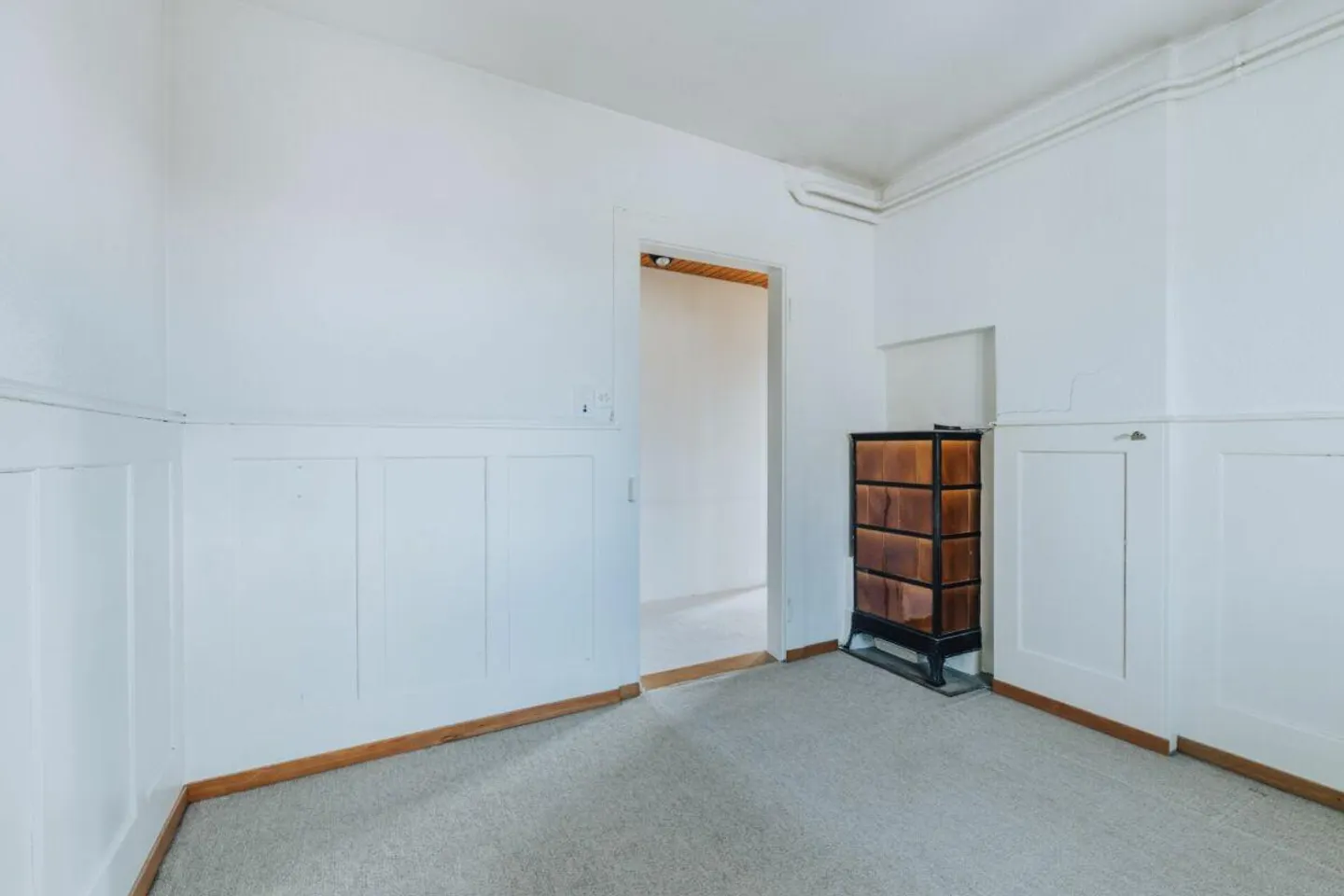 Maison individuelle de 7 pièces avec jardin et beaucoup de possibilités d'aménagement - Photo 13 sur 18