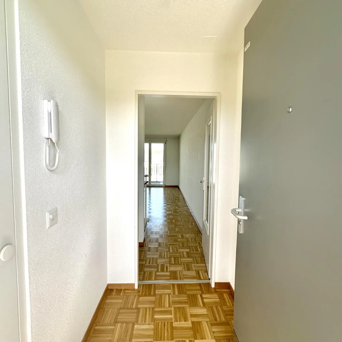Wohnung, 4.5 Zimmer - Foto 2 von 13