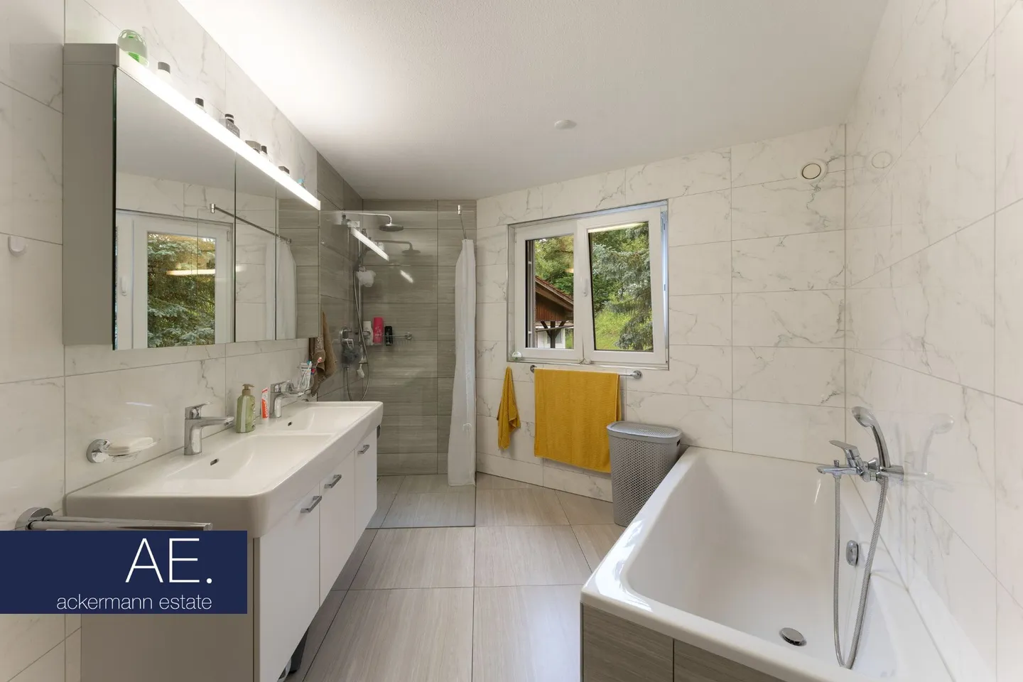Maison multifamiliale moderne avec des normes de construction durables - Photo 6 sur 7