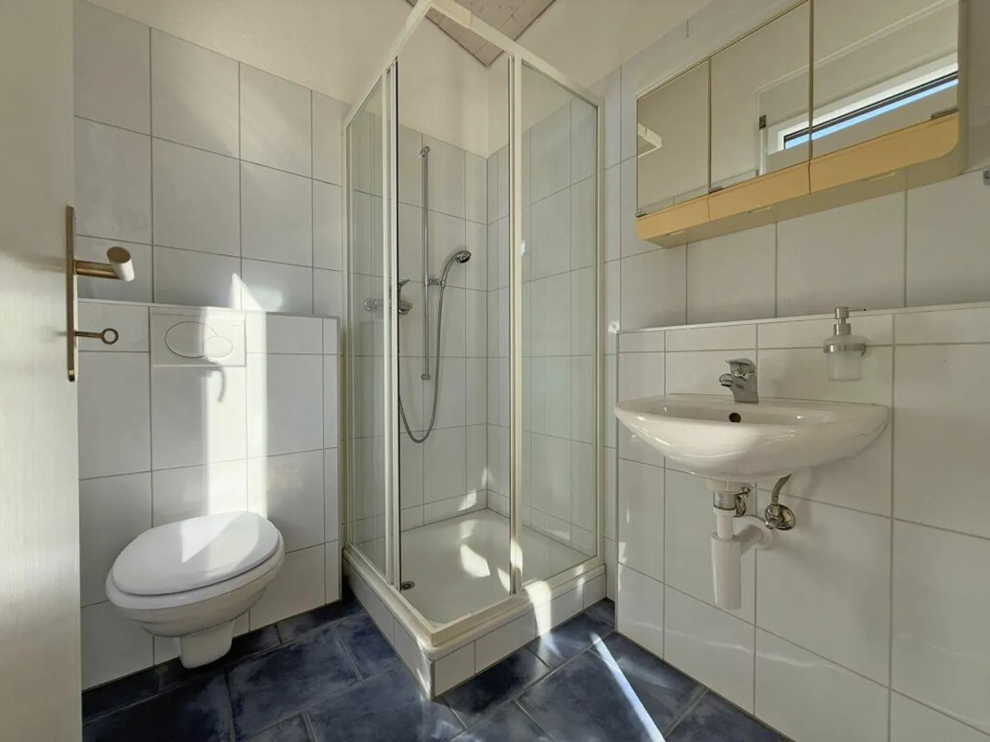 Maison de ville de 6,5 pièces dans un quartier résidentiel calme - Photo 10 sur 11