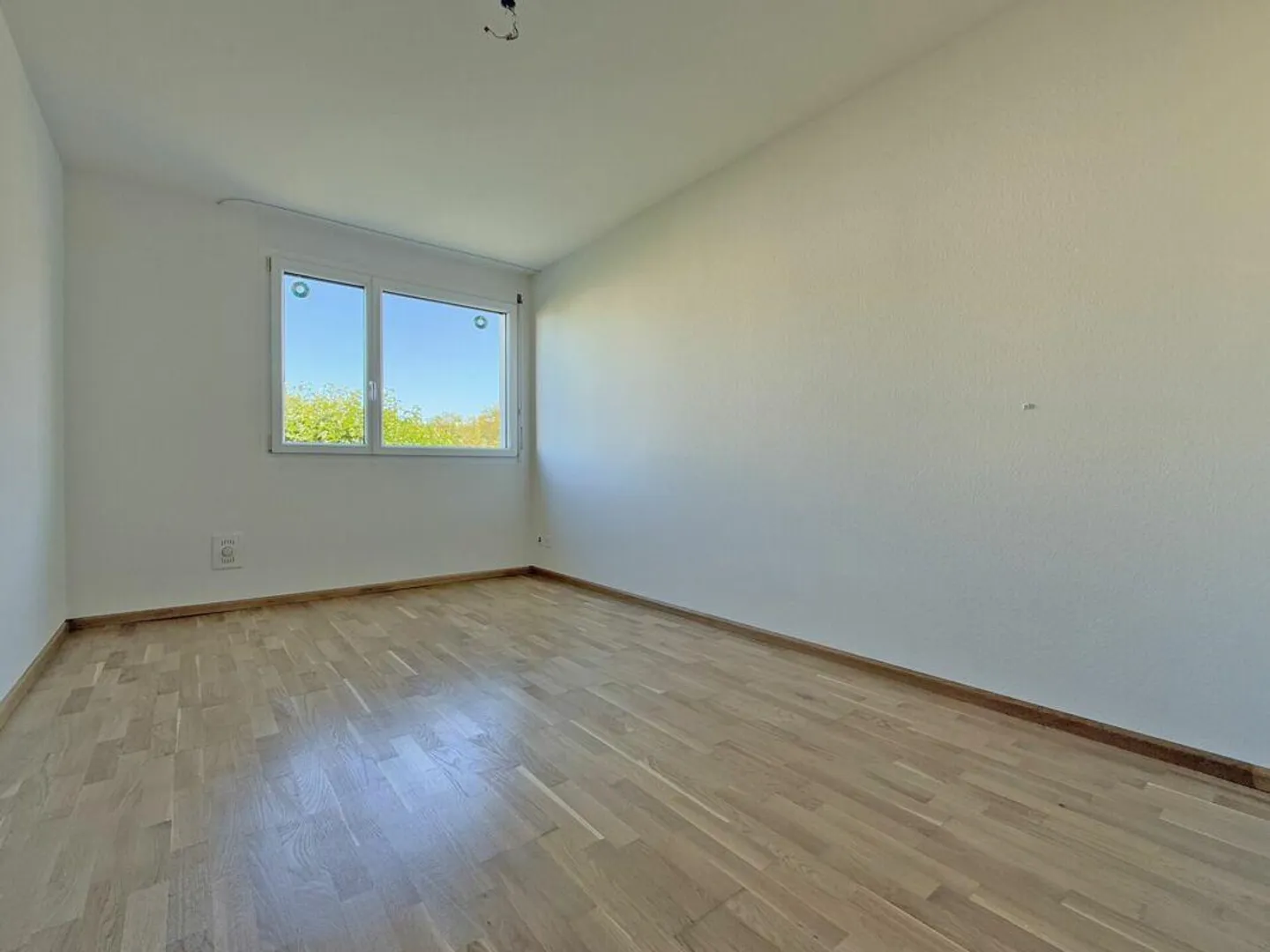 Maison de ville de 6,5 pièces dans un quartier résidentiel calme - Photo 5 sur 11