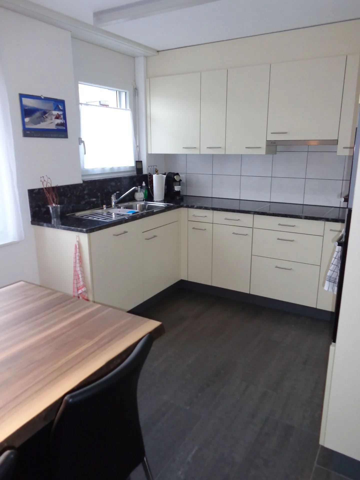 Helle 3.5-Zimmer-Wohnung - Foto 2 von 9