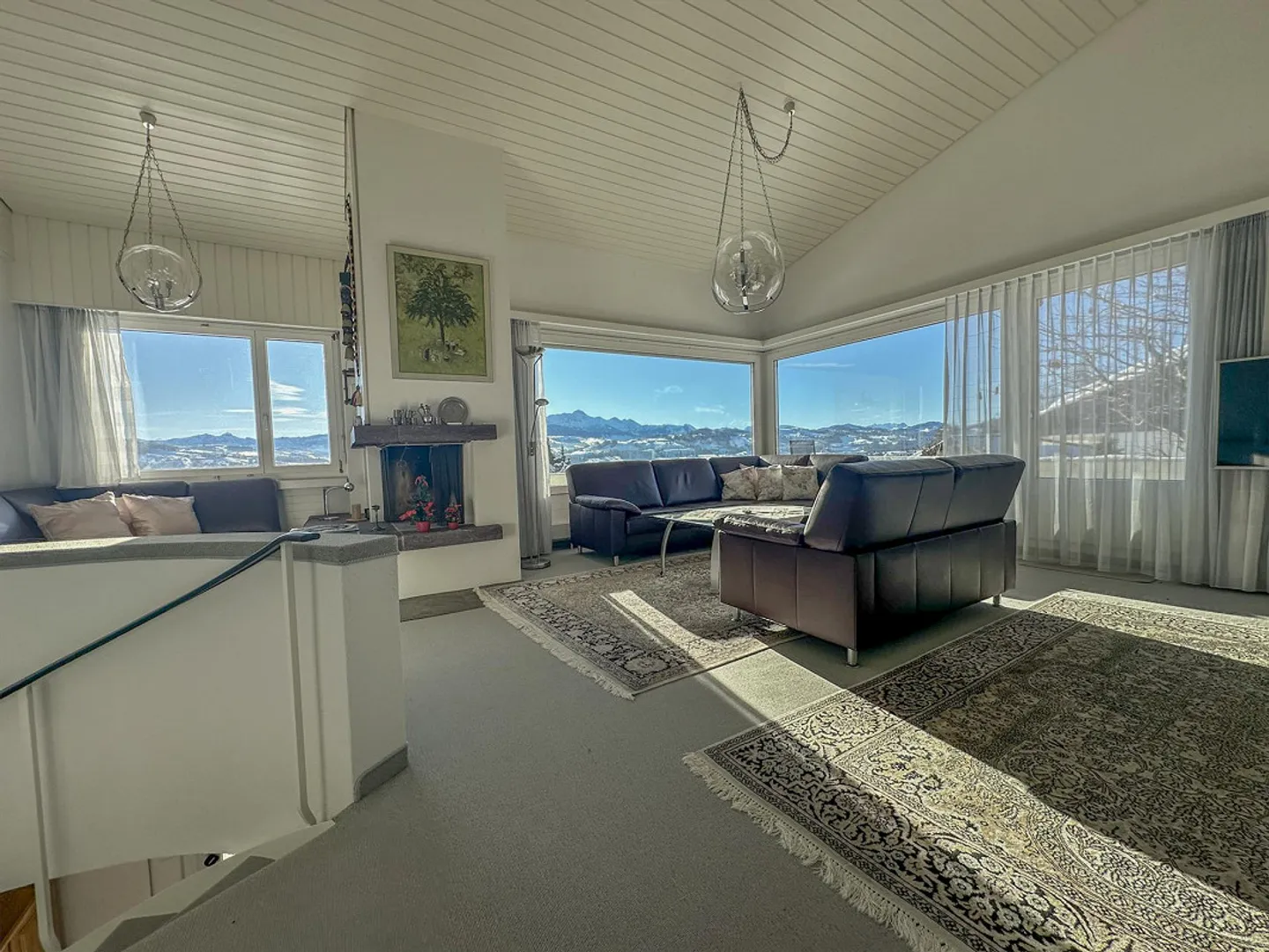 Casa unifamiliare soleggiata con vista panoramica - Foto 4 di 6