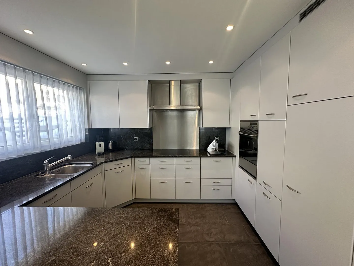 Casa unifamiliare soleggiata con vista panoramica - Foto 5 di 6