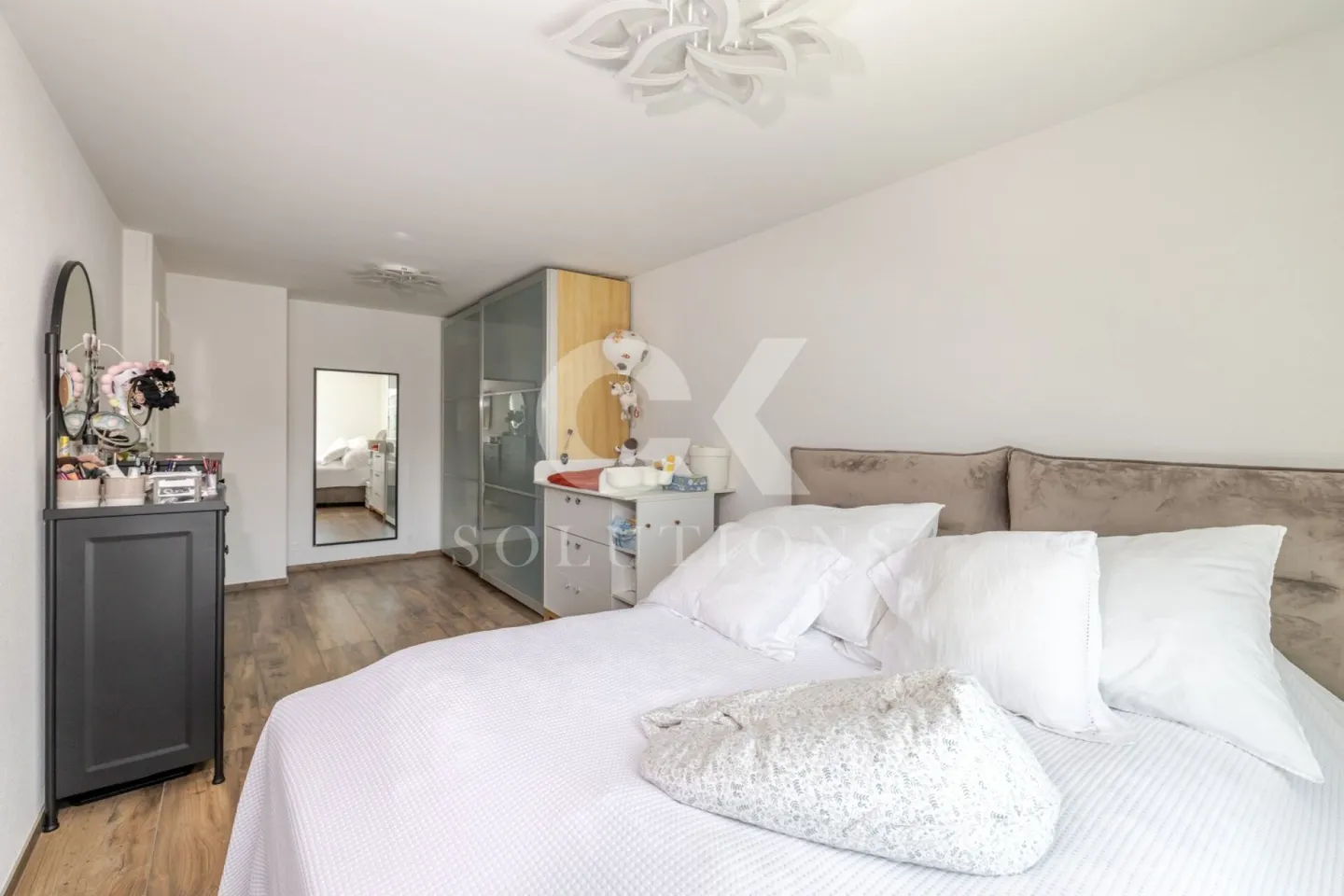 Modern, hell und vielseitig - Ihr neues Zuhause mit Garten und Stil - Foto 7 von 13