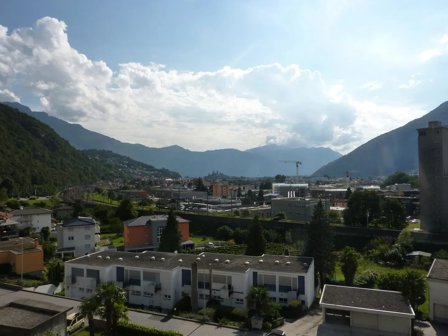 Bright 2-Room Apartment - Photo 2 of 7