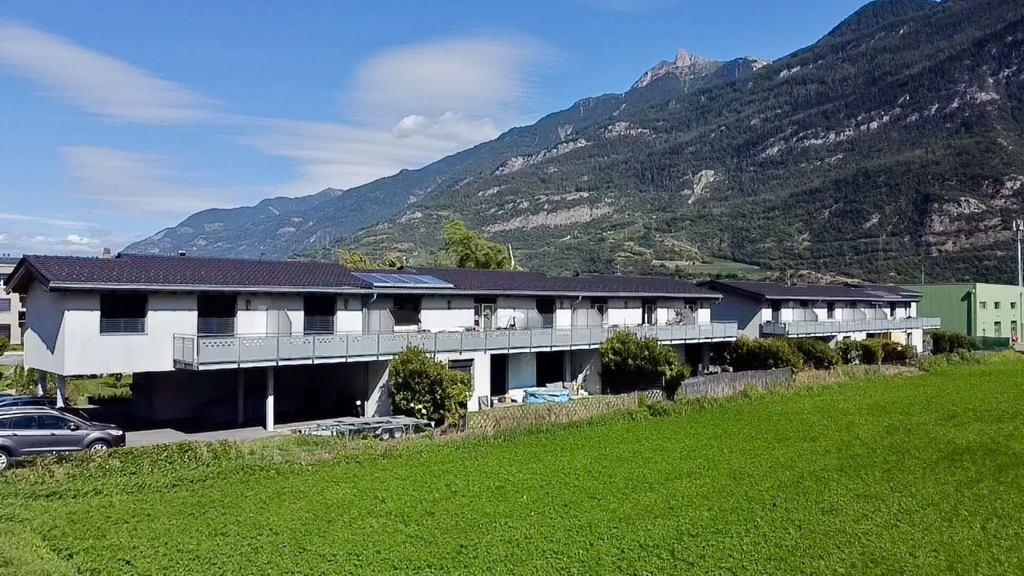 Superb 3.5-room apartment in Fully, comfort and prime location - Photo 2 of 2