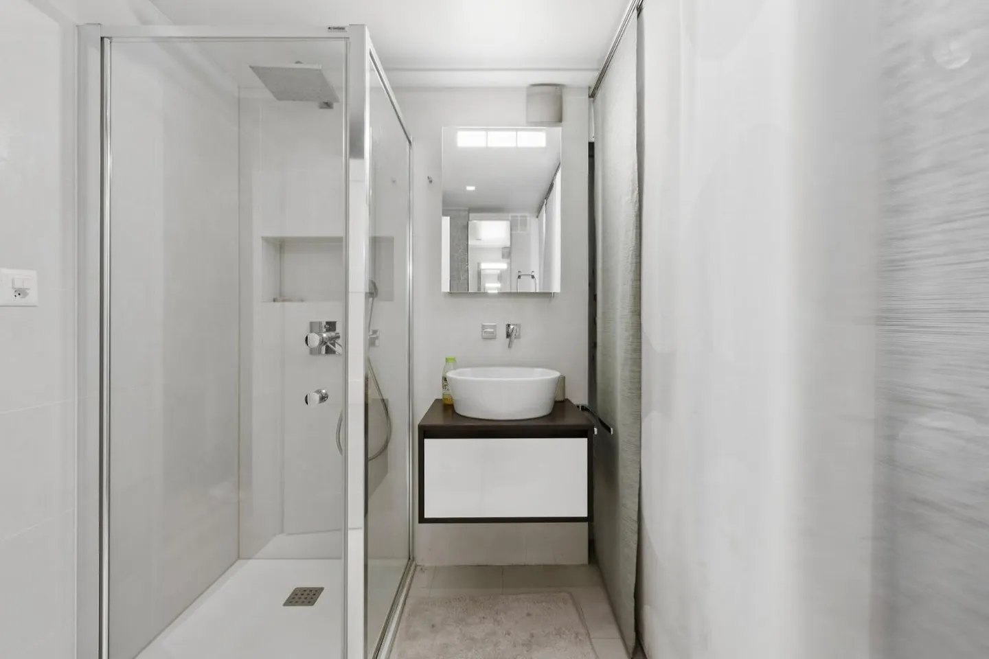 Contiguous House 5.5 rooms - Photo 11 of 12