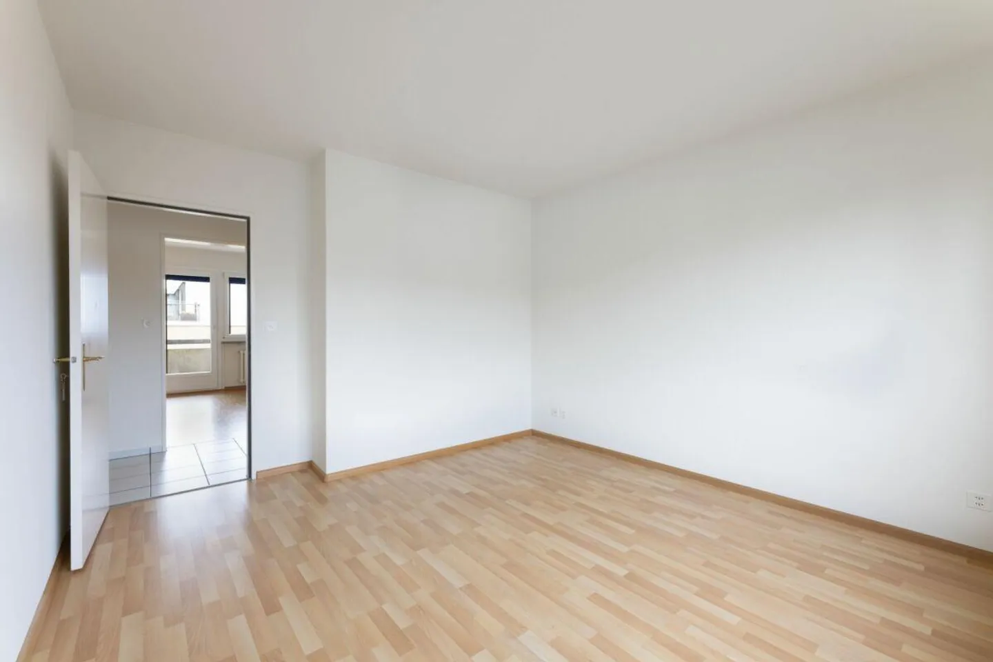 3.5-Room Apartment in Birsfelden - Photo 11 of 16