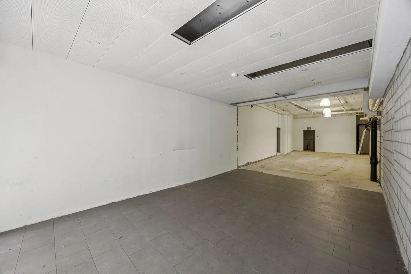 Attractive retail space in prime central location - Photo 6 of 6