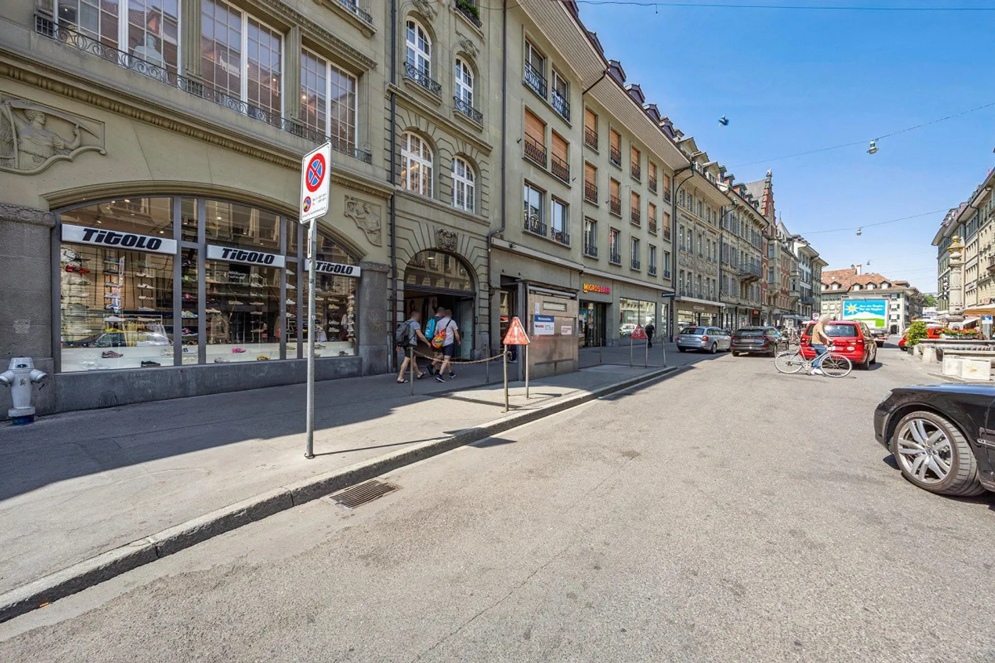 Attractive retail space in prime central location - Photo 1 of 6