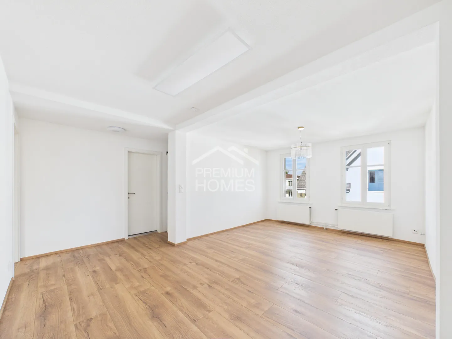 Charming Multi-Family Oasis - Photo 4 of 11