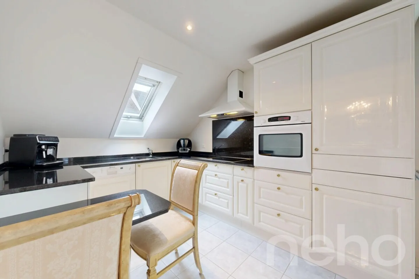 Maisonette élégante avec jardin d'hiver - Photo 4 sur 12