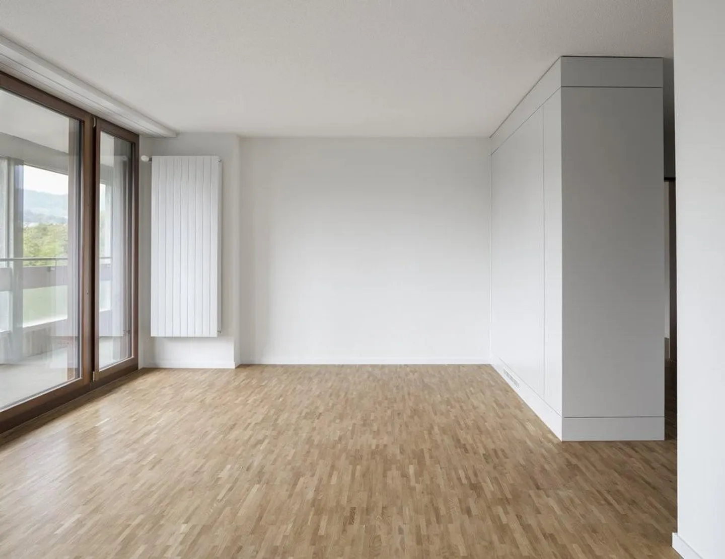 RENT WITHOUT DEPOSIT - Newly renovated and centrally located apartment - Photo 4 of 6