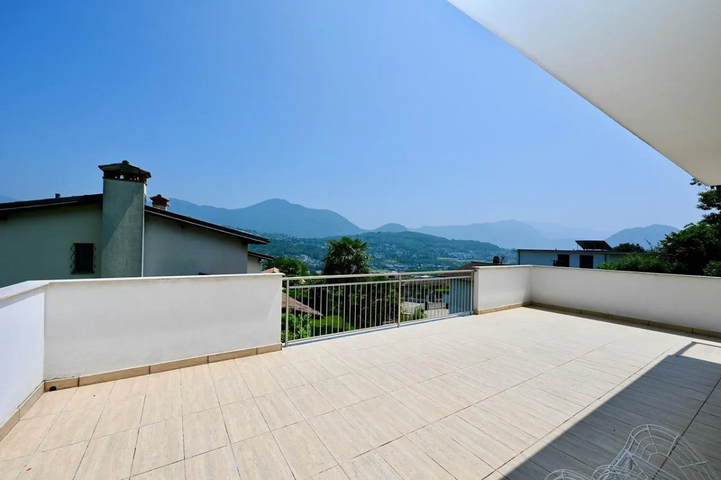 Villa in Panoramalage: Verhandelbarer Preis - Angebote Werden Berücksichtigt - Foto 6 von 21